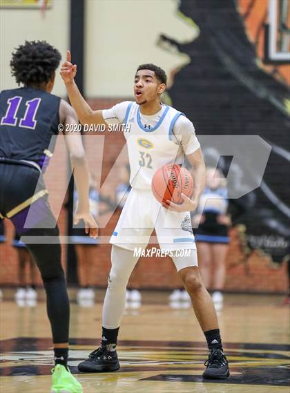 Thumbnail 1 in Christian Brothers vs Grandview (810 Varsity Showcase) photogallery.