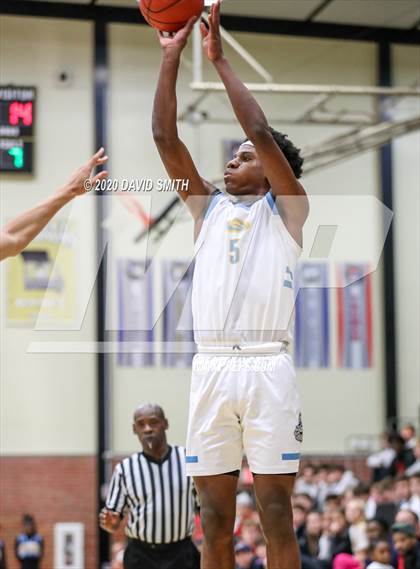 Thumbnail 3 in Christian Brothers vs Grandview (810 Varsity Showcase) photogallery.