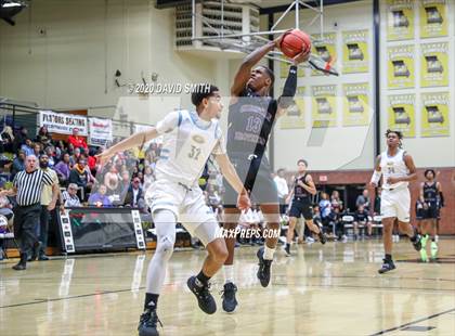 Thumbnail 1 in Christian Brothers vs Grandview (810 Varsity Showcase) photogallery.