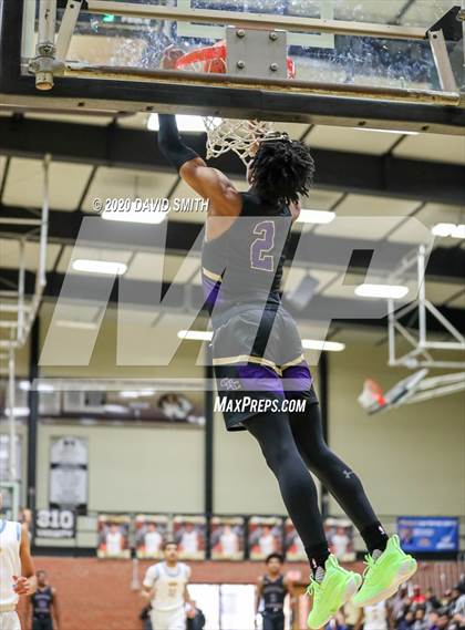 Thumbnail 3 in Christian Brothers vs Grandview (810 Varsity Showcase) photogallery.