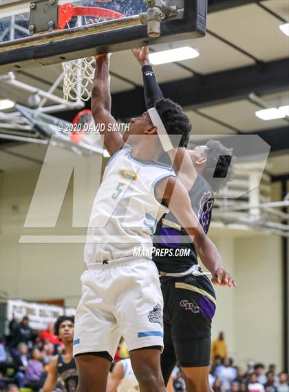 Thumbnail 2 in Christian Brothers vs Grandview (810 Varsity Showcase) photogallery.