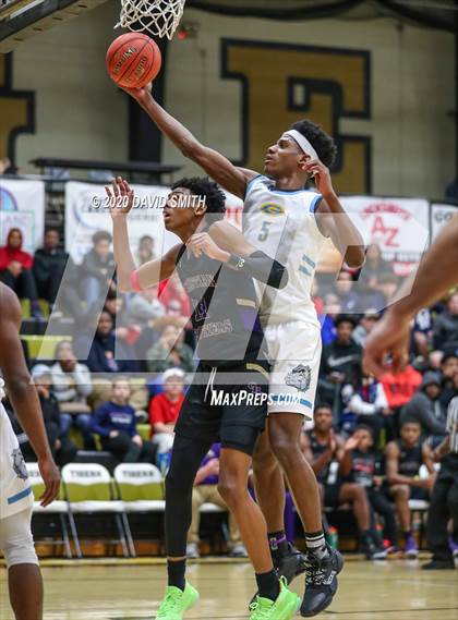Thumbnail 3 in Christian Brothers vs Grandview (810 Varsity Showcase) photogallery.