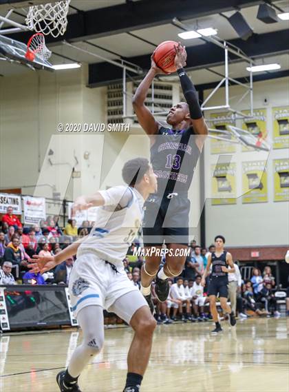 Thumbnail 2 in Christian Brothers vs Grandview (810 Varsity Showcase) photogallery.