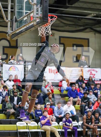 Thumbnail 2 in Christian Brothers vs Grandview (810 Varsity Showcase) photogallery.