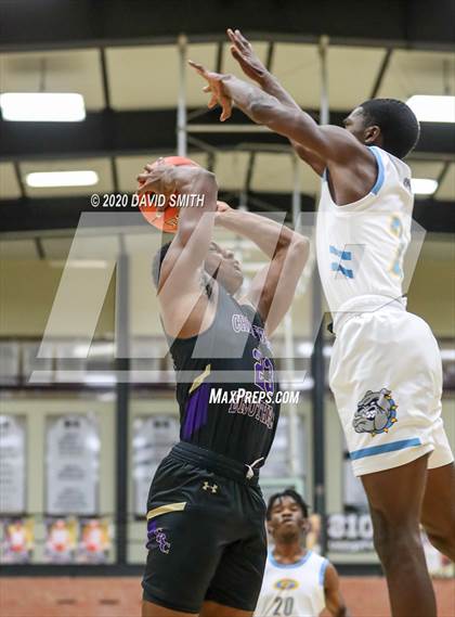 Thumbnail 3 in Christian Brothers vs Grandview (810 Varsity Showcase) photogallery.