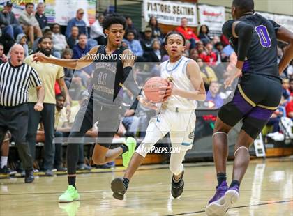 Thumbnail 3 in Christian Brothers vs Grandview (810 Varsity Showcase) photogallery.