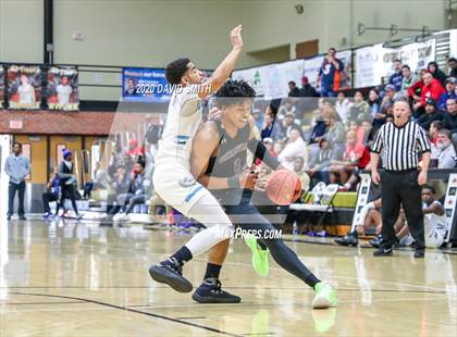 Thumbnail 1 in Christian Brothers vs Grandview (810 Varsity Showcase) photogallery.