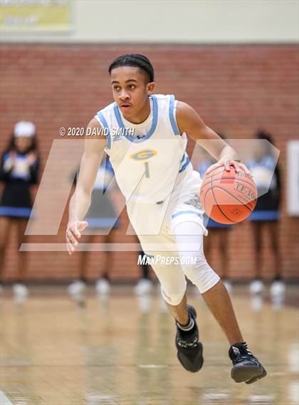 Thumbnail 3 in Christian Brothers vs Grandview (810 Varsity Showcase) photogallery.