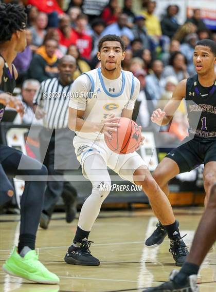 Thumbnail 2 in Christian Brothers vs Grandview (810 Varsity Showcase) photogallery.