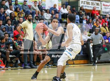 Thumbnail 2 in Christian Brothers vs Grandview (810 Varsity Showcase) photogallery.