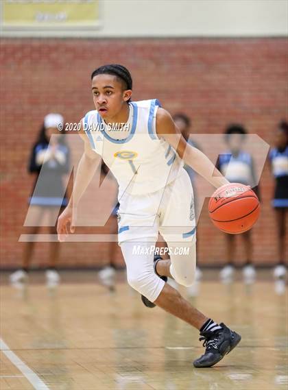 Thumbnail 2 in Christian Brothers vs Grandview (810 Varsity Showcase) photogallery.