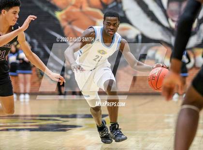 Thumbnail 3 in Christian Brothers vs Grandview (810 Varsity Showcase) photogallery.