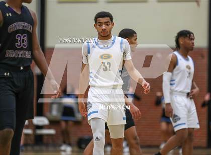 Thumbnail 2 in Christian Brothers vs Grandview (810 Varsity Showcase) photogallery.