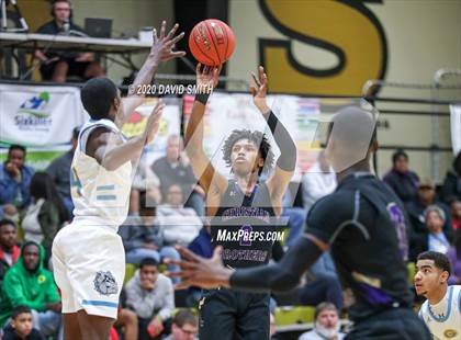 Thumbnail 3 in Christian Brothers vs Grandview (810 Varsity Showcase) photogallery.
