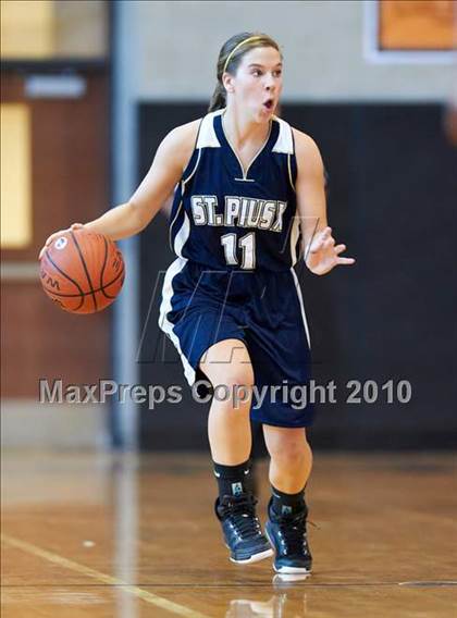 Thumbnail 2 in McIntosh vs St. Piux X (Longhorn Shootout) photogallery.