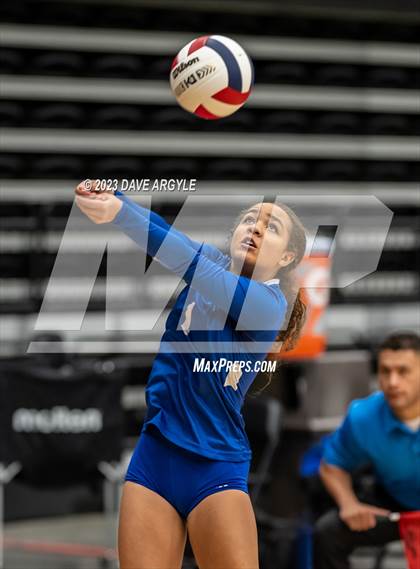 Thumbnail 2 in Dixie vs. Provo (UHSAA 4A Tournament) photogallery.