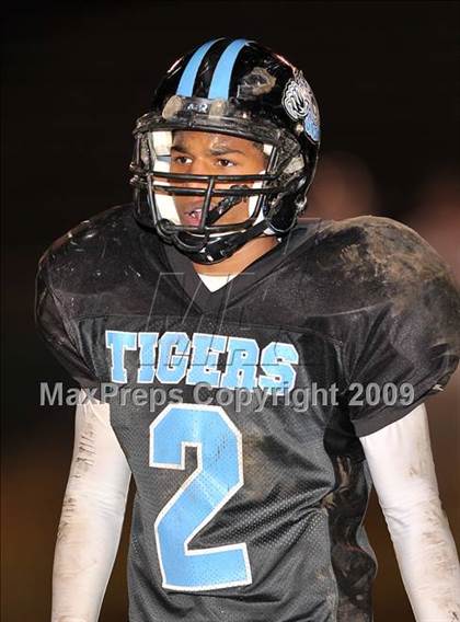 Thumbnail 3 in Bulkeley @ Sports & Medical Sciences Academy photogallery.