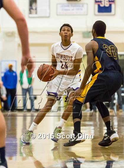 Thumbnail 2 in Milpitas vs. Salinas (CIF CCS D1 Semifinal) photogallery.