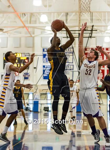 Thumbnail 3 in Milpitas vs. Salinas (CIF CCS D1 Semifinal) photogallery.