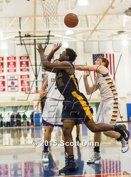 Thumbnail 2 in Milpitas vs. Salinas (CIF CCS D1 Semifinal) photogallery.