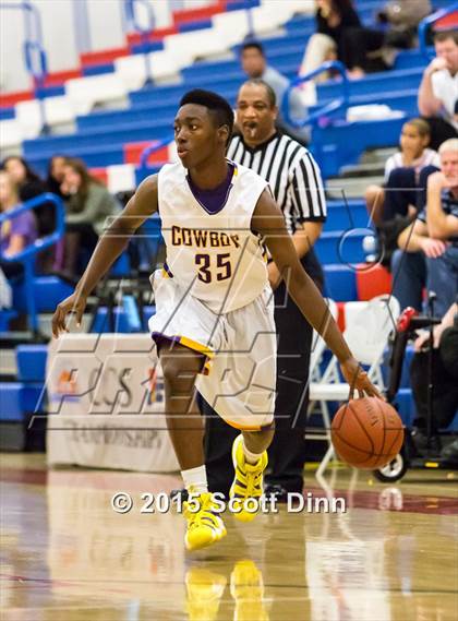 Thumbnail 3 in Milpitas vs. Salinas (CIF CCS D1 Semifinal) photogallery.