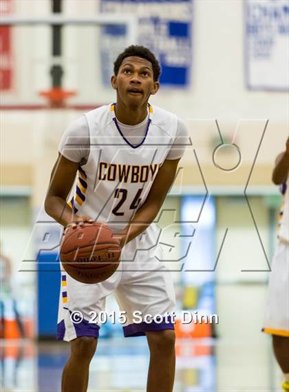 Thumbnail 2 in Milpitas vs. Salinas (CIF CCS D1 Semifinal) photogallery.
