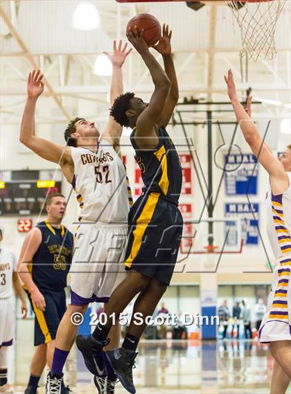 Thumbnail 2 in Milpitas vs. Salinas (CIF CCS D1 Semifinal) photogallery.