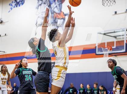 Thumbnail 1 in Lincoln vs. Democracy Prep Agassi Campus (Las Vegas Thanksgiving Showcase) photogallery.