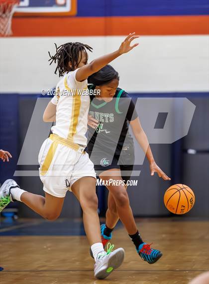 Thumbnail 2 in Lincoln vs. Democracy Prep Agassi Campus (Las Vegas Thanksgiving Showcase) photogallery.