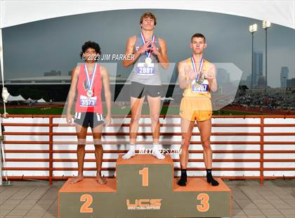 Thumbnail 3 in UIL 4A State Championship (Awards) photogallery.