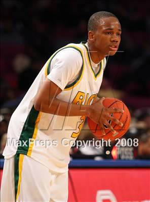 Thumbnail 1 in Rice vs. St. Benedict's Prep (Nike Super 6 @ the Garden) photogallery.