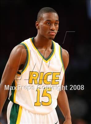 Thumbnail 2 in Rice vs. St. Benedict's Prep (Nike Super 6 @ the Garden) photogallery.