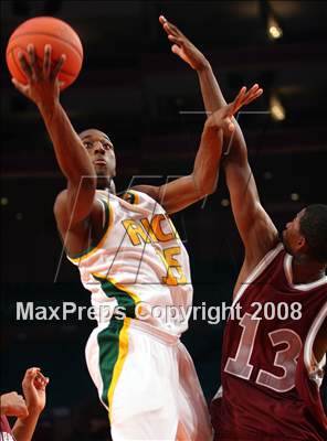 Thumbnail 1 in Rice vs. St. Benedict's Prep (Nike Super 6 @ the Garden) photogallery.