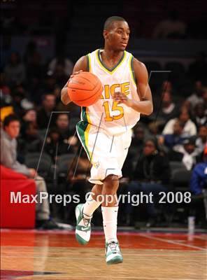 Thumbnail 2 in Rice vs. St. Benedict's Prep (Nike Super 6 @ the Garden) photogallery.
