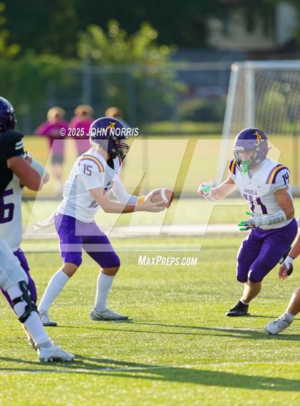 Thumbnail 1 in Angola @ Leo photogallery.