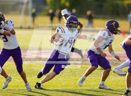 Thumbnail 3 in Angola @ Leo photogallery.