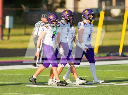 Thumbnail 3 in Angola @ Leo photogallery.