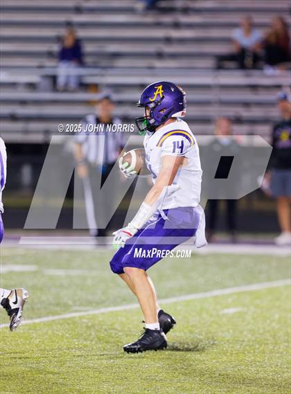 Thumbnail 2 in Angola @ Leo photogallery.