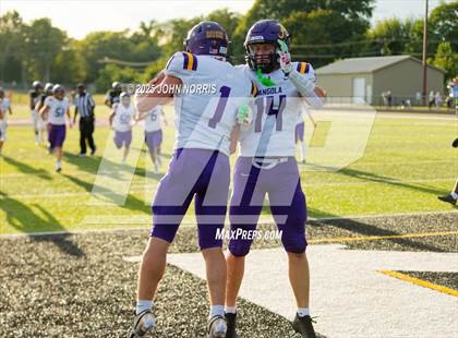 Thumbnail 1 in Angola @ Leo photogallery.