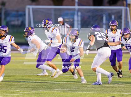 Thumbnail 1 in Angola @ Leo photogallery.