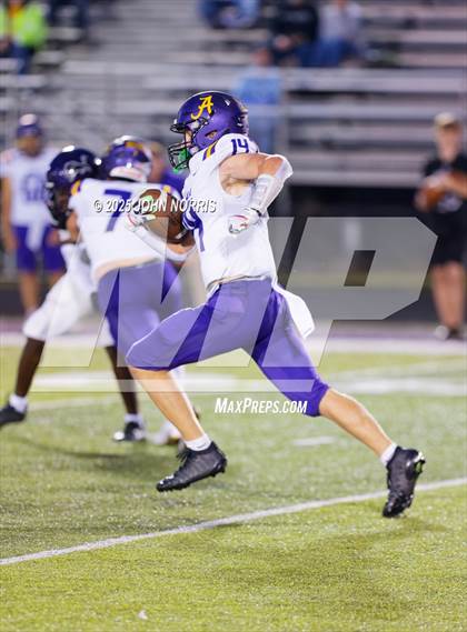 Thumbnail 1 in Angola @ Leo photogallery.