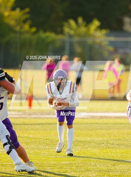 Thumbnail 3 in Angola @ Leo photogallery.