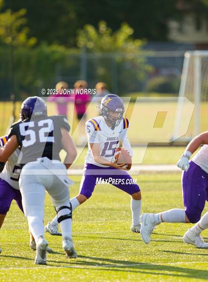 Thumbnail 3 in Angola @ Leo photogallery.