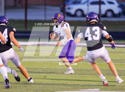 Thumbnail 2 in Angola @ Leo photogallery.