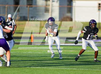 Thumbnail 1 in Angola @ Leo photogallery.