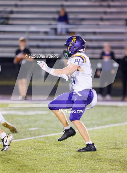 Thumbnail 3 in Angola @ Leo photogallery.