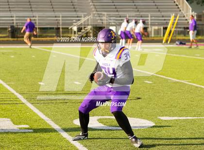 Thumbnail 3 in Angola @ Leo photogallery.