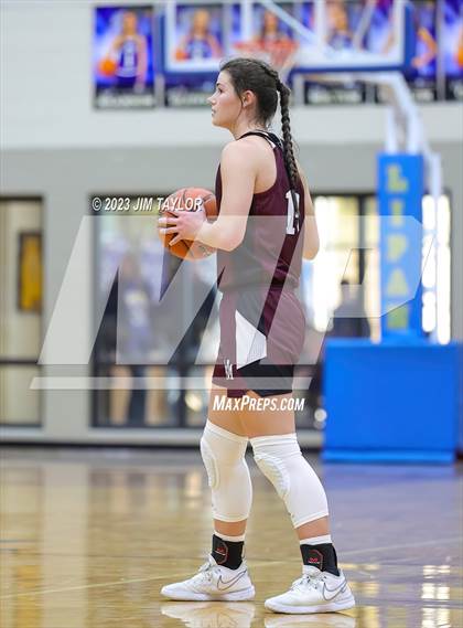 Thumbnail 3 in Martins Mill vs Idalou (Lipan HD Howard Classic) photogallery.