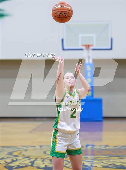 Thumbnail 2 in Martins Mill vs Idalou (Lipan HD Howard Classic) photogallery.