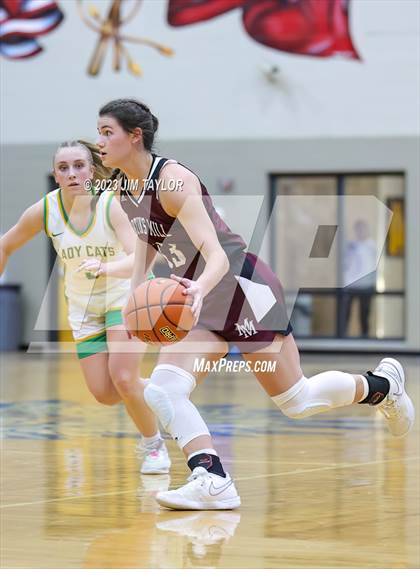 Thumbnail 2 in Martins Mill vs Idalou (Lipan HD Howard Classic) photogallery.